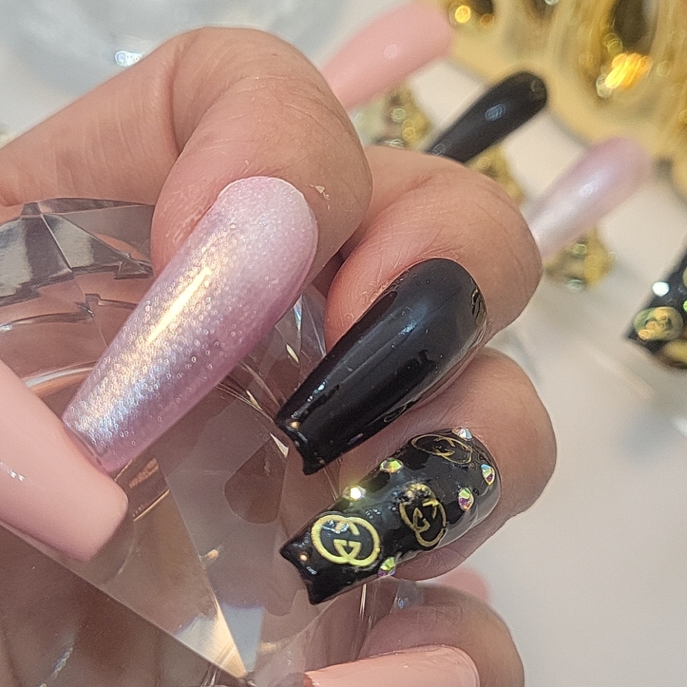 BLINGALICIOUS press on cuffin nails